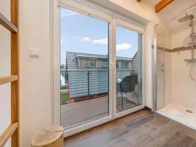 Ein Badezimmer in der Unterkunft One-bedroom apartment