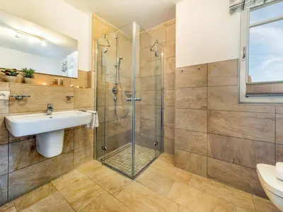Ein Badezimmer in der Unterkunft One-bedroom apartment