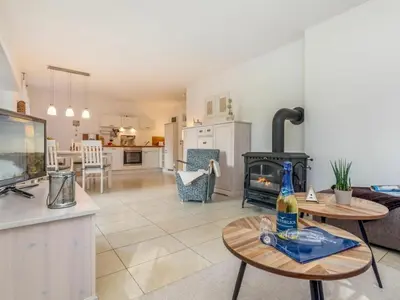 Küche/Küchenzeile in der Unterkunft One-bedroom apartment