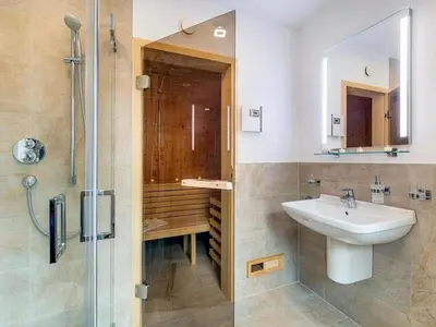 Ein Badezimmer in der Unterkunft Holiday home in Zingst with swimming pool