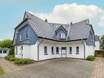 Grundriss der Unterkunft Holiday home in Zingst with swimming pool