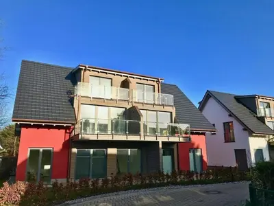 Das Gebäude in dem sich das Ferienhaus befindet
