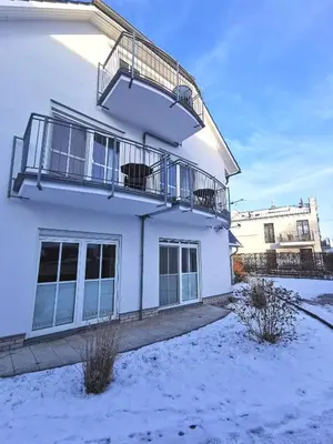 Das Gebäude in dem sich die Ferienwohnung befindet