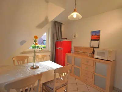 Küche/Küchenzeile in der Unterkunft Birkmaase 18 - Komfort FeWo im 4-Sterne-Ferienhaus Yvonne DG