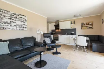 Küche/Küchenzeile in der Unterkunft Haus Muschelsucher, Birkenstraße SIeben a, App 2