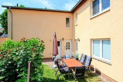 Ein Garten an der Unterkunft Ferienwohnung Hann