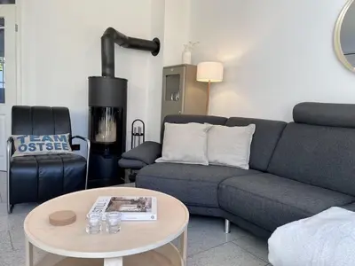 Ein Sitzbereich in der Unterkunft Holiday home in Zingst with swimming pool