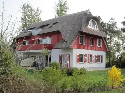 Das Gebäude in dem sich die Ferienwohnung befindet