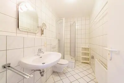 Ein Badezimmer in der Unterkunft Haus Kranich 4, Fewo Nr 19