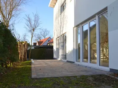 Das Gebäude in dem sich das Ferienhaus befindet