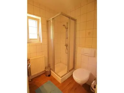 Ein Badezimmer in der Unterkunft Holiday apartment in Prerow with terrace