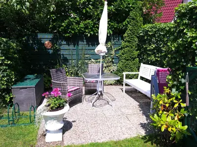 Ein Garten an der Unterkunft Apartment Geräumige Ferienwohnung in Zingst mit Terrasse by Interhome
