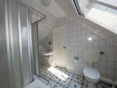 Ein Badezimmer in der Unterkunft Apartment Wohnung 4 by Interhome