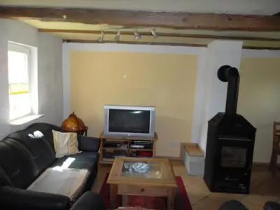 TV/Unterhaltungsangebot in der Unterkunft Holiday Home Freistehendes Ferienhaus in ruhiger Lage by Interhome