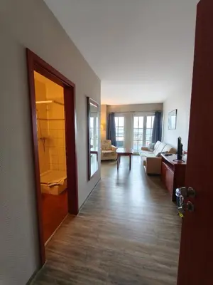 Ein Sitzbereich in der Unterkunft Pension Hafenblick