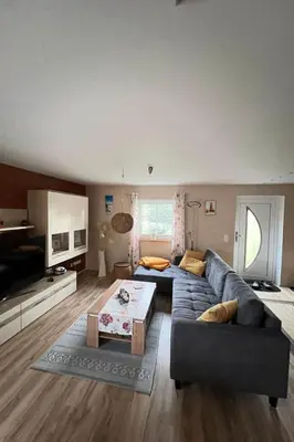 Ein Sitzbereich in der Unterkunft Holiday Home Gemütliches Ferienhaus mit eigener Terrasse by Interhome