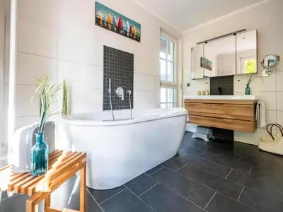 Ein Badezimmer in der Unterkunft Ferienhaus Haubenlerche, Fuhlendorf