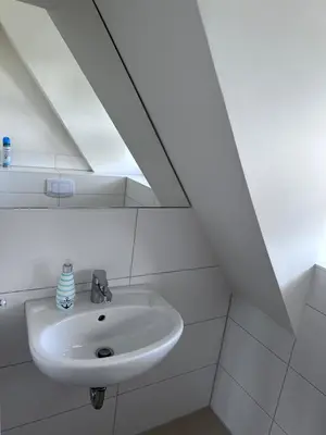 Ein Badezimmer in der Unterkunft Idyllisches Reethaus in Strandnähe mit Comfort