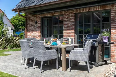 Ein Sitzbereich in der Unterkunft Zur Heiderose Haus 10 Kleine Flucht