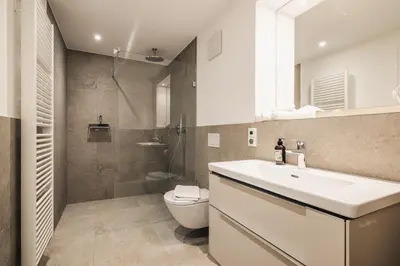 Ein Badezimmer in der Unterkunft Strandvilla Zingst Appartement 10 1 OG