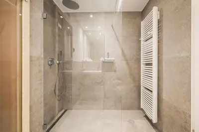 Ein Badezimmer in der Unterkunft Strandvilla Zingst Appartement 06 1 OG