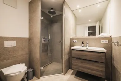 Ein Badezimmer in der Unterkunft Strandvilla Zingst Appartement 02 EG