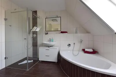 Ein Badezimmer in der Unterkunft Ferienwohnung „Hürsch“