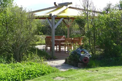 Ein Garten an der Unterkunft Ferienwohnung III