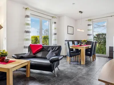 Ein Sitzbereich in der Unterkunft Holiday Home Ferienhaus-Bodden by Interhome
