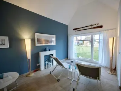 Ein Sitzbereich in der Unterkunft Holiday Home Haus Meerblau by Interhome