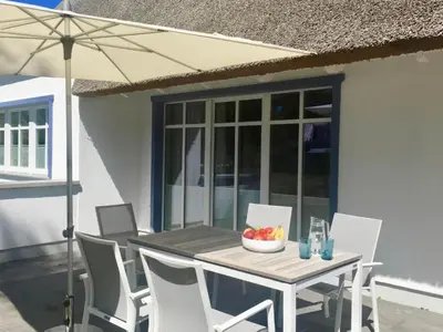 Ein Balkon oder eine Terrasse in der Unterkunft Holiday Home Haus Meerblau by Interhome