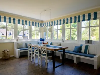Ein Sitzbereich in der Unterkunft Holiday Home Haus Meerblau by Interhome