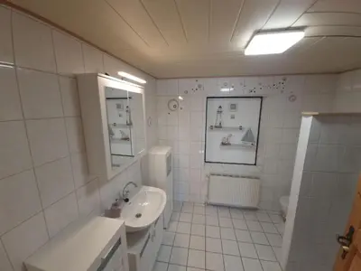 Ein Badezimmer in der Unterkunft Apartment Fewo1 by Interhome