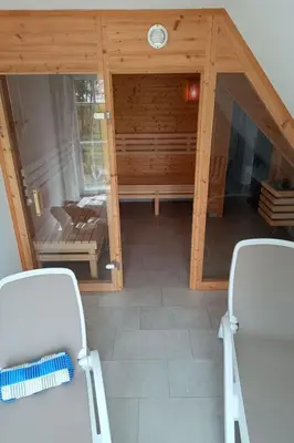 Ein Sitzbereich in der Unterkunft Holiday Home Admiral's Corner Luv by Interhome