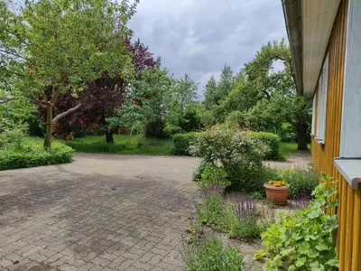 Ein Garten an der Unterkunft Holiday Home Janet Ratschkowski by Interhome