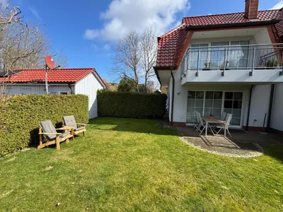 Ein Garten an der Unterkunft Ferienwohnung Thiele