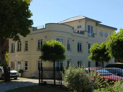 Das Gebäude in dem sich die Ferienwohnung befindet