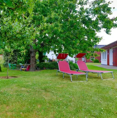 Ein Garten an der Unterkunft Ferienwohnung Meeresbrise