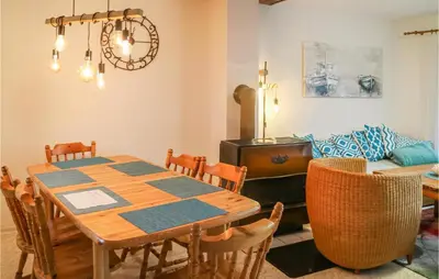 Ein Sitzbereich in der Unterkunft Amazing Home In Prerow With Wifi