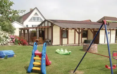 Ein Kinderspielbereich in der Unterkunft Nice Home In Saal With Wifi