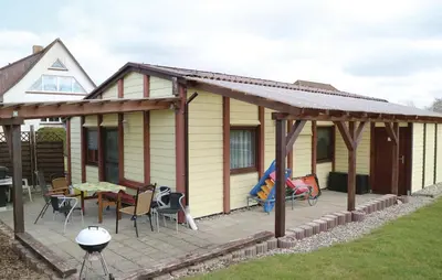 Das Gebäude in dem sich das Ferienhaus befindet