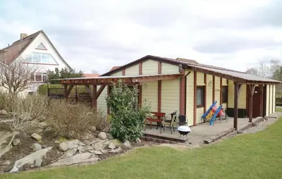 Ein Garten an der Unterkunft Nice Home In Saal With Wifi