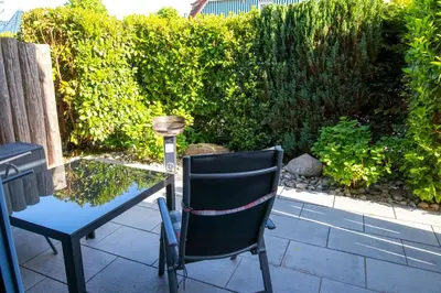 Ein Garten an der Unterkunft Ferienwohnung Meeresrauschen