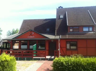 Das Gebäude in dem sich die Ferienwohnung befindet