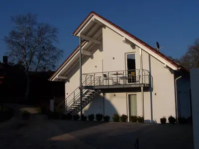 Das Gebäude in dem sich die Ferienwohnung befindet