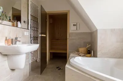 Ein Badezimmer in der Unterkunft Ferienhaus Seeschwalbe 10
