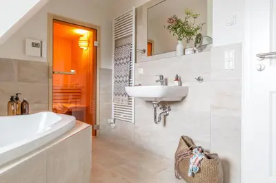 Ein Badezimmer in der Unterkunft Ferienhaus Seeschwalbe 35