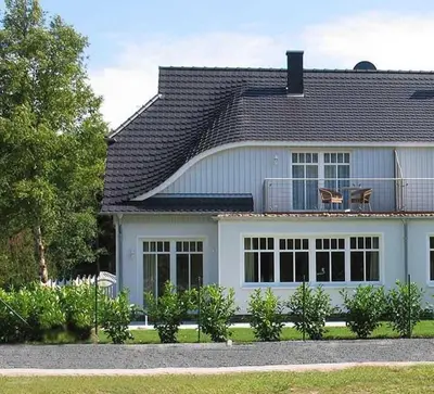 Ein Garten an der Unterkunft Ferienhaus Sundevit Nr 1 Prerow
