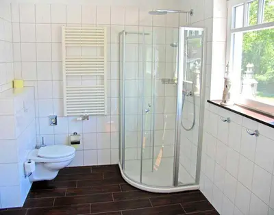 Ein Badezimmer in der Unterkunft Ferienhaus Sundevit Nr 1 Prerow