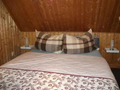 Ein Bett oder Betten in einem Zimmer der Unterkunft Kleine Ferienwohnung